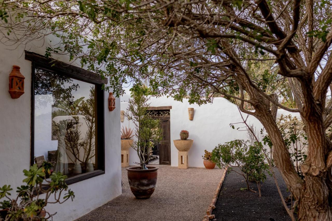 Hôtel Casa Tomarén à San Bartolomé Extérieur photo